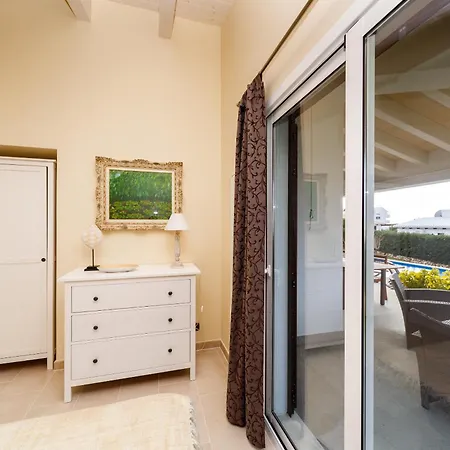 Bini Sole - De Lujo Con Piscina En Menorca